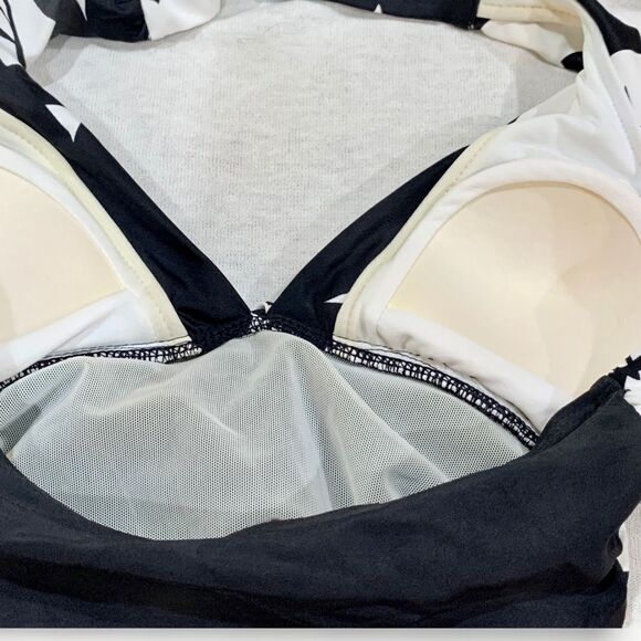 NWT Black/White Tummy Control One Piece Swimsuit Sz S - Picture 6 of 7